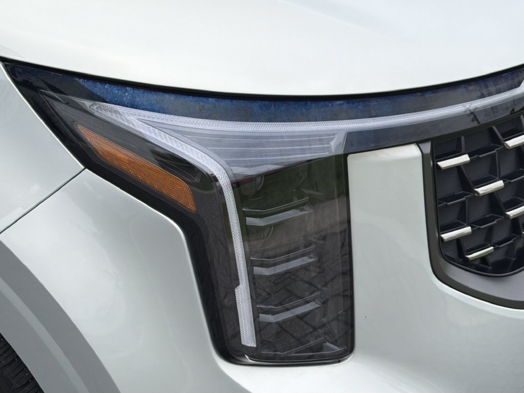 Used 2025 Kia Carnival SX Prestige FWD image 9
