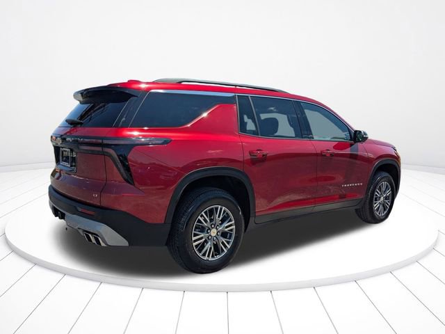 Used 2024 Chevrolet Traverse LT FWD image 3