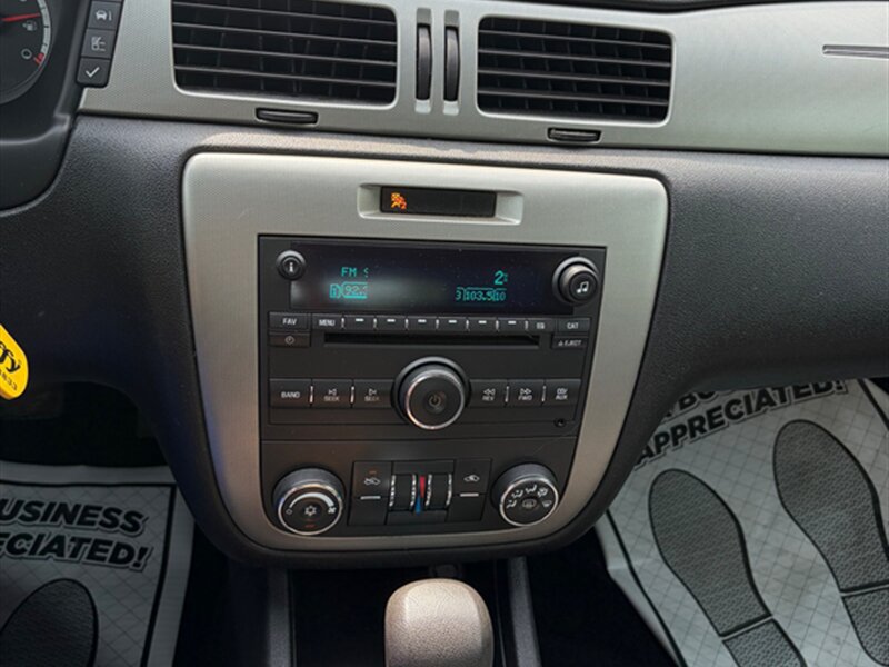 Used 2006 Chevrolet Impala SS FWD image 13