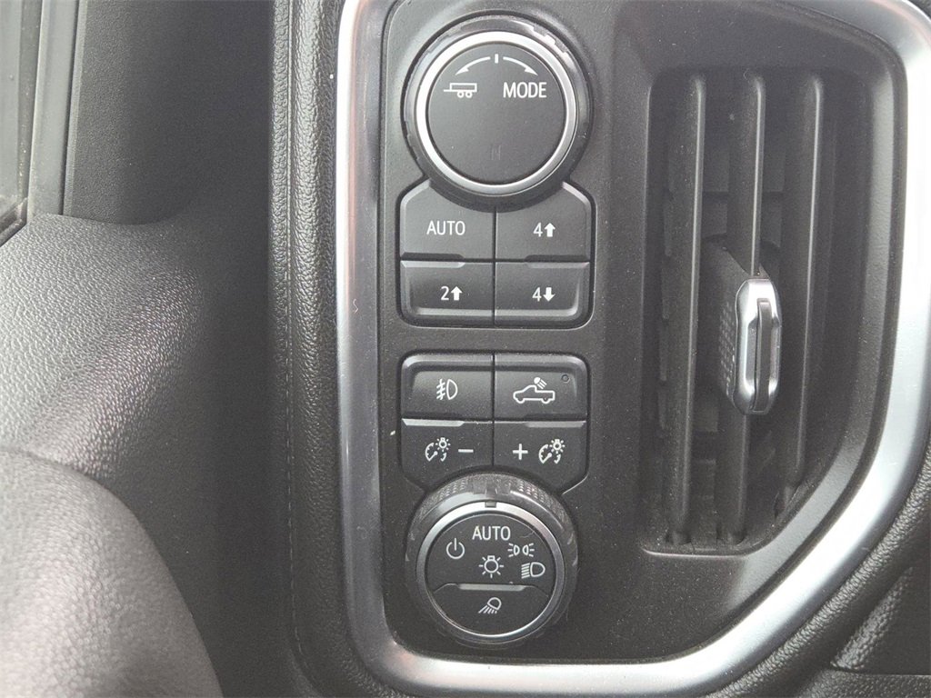 Used 2020 Chevrolet Silverado 3500 High Country w/ Z71 Off-Road Package image 7