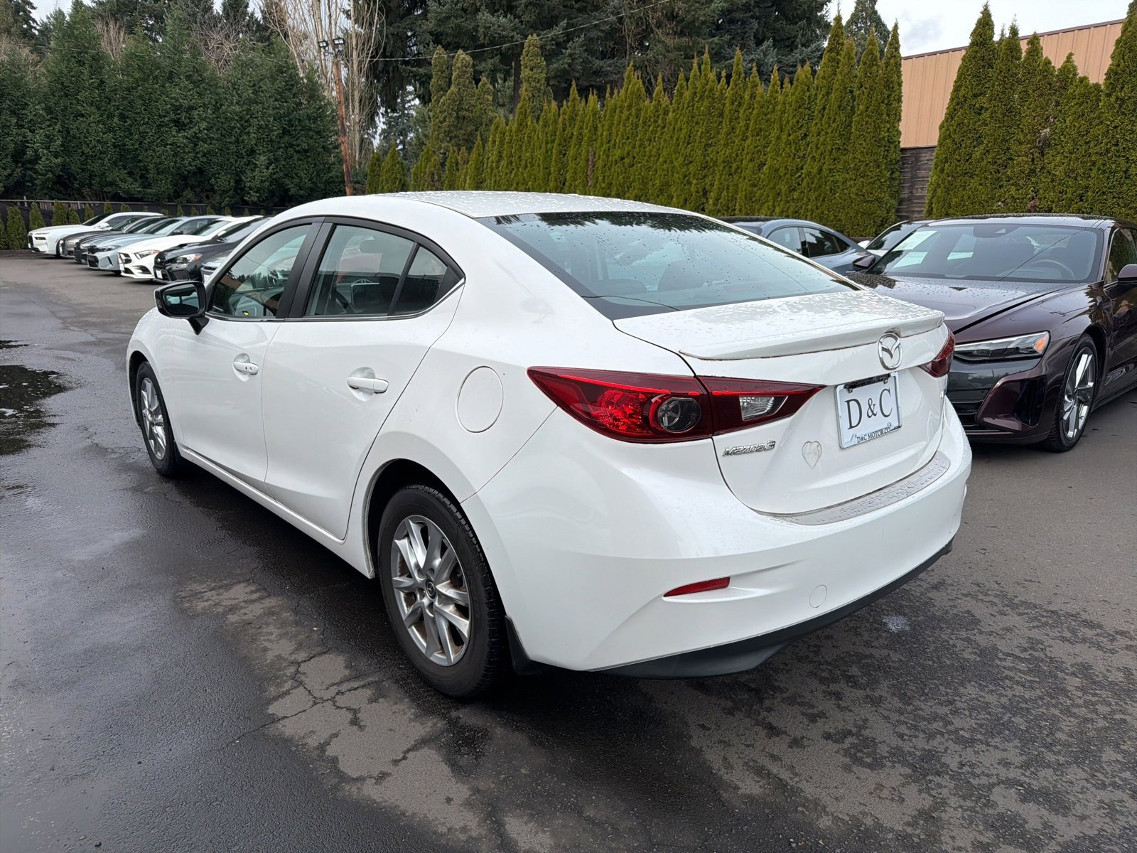 Used 2015 MAZDA MAZDA3 i Touring image 2