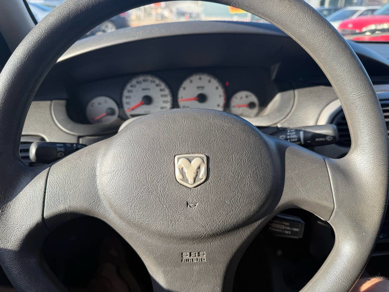 Used 2004 Dodge Neon SXT image 21