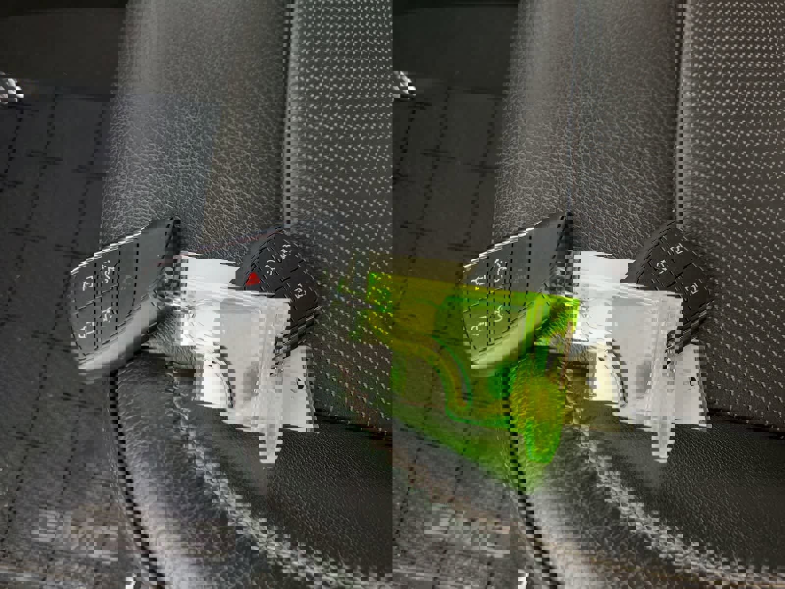 Used 2024 GMC Sierra 3500 Denali w/ Denali Reserve Package image 28