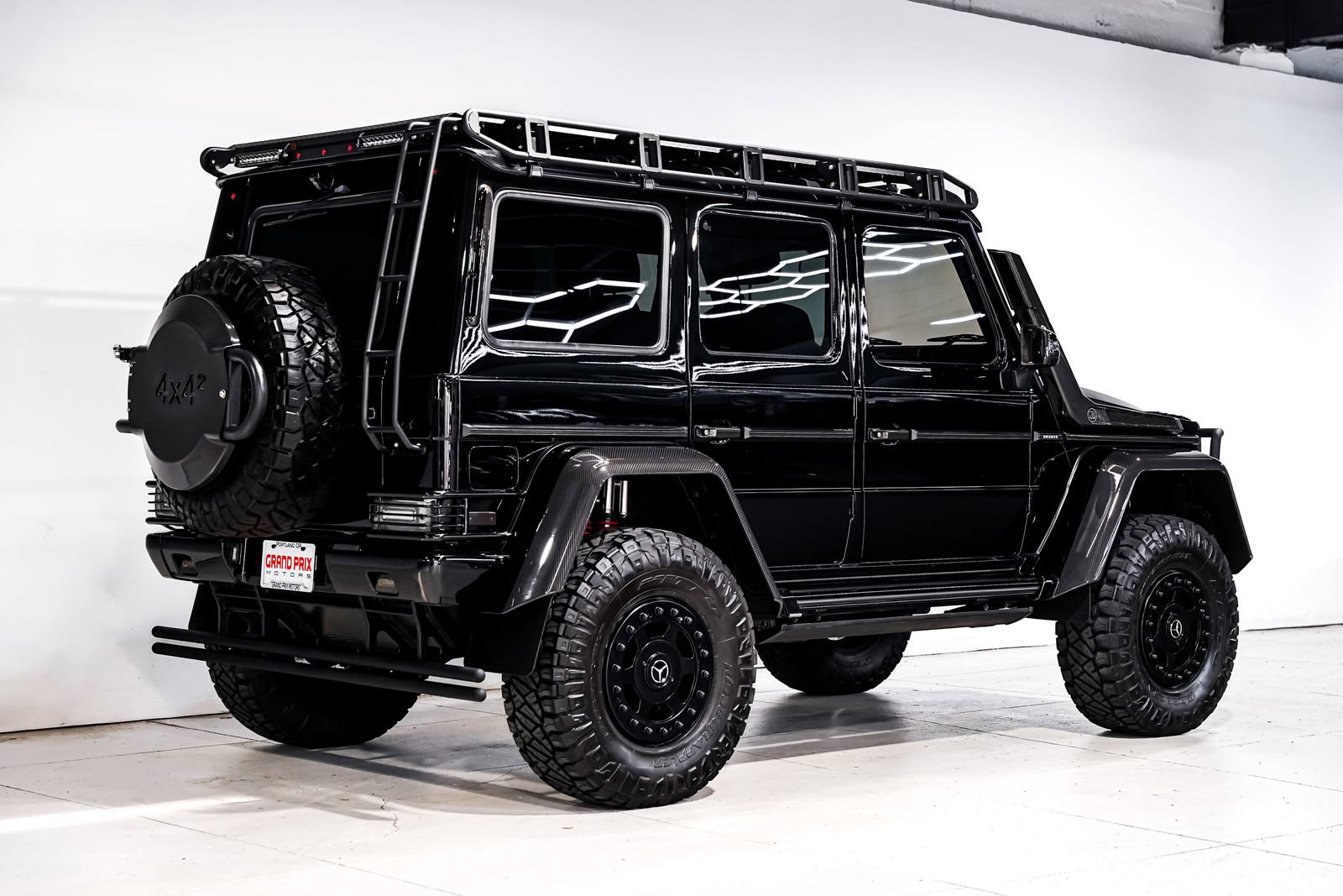 Used 2017 Mercedes-Benz G 550 Squared image 3