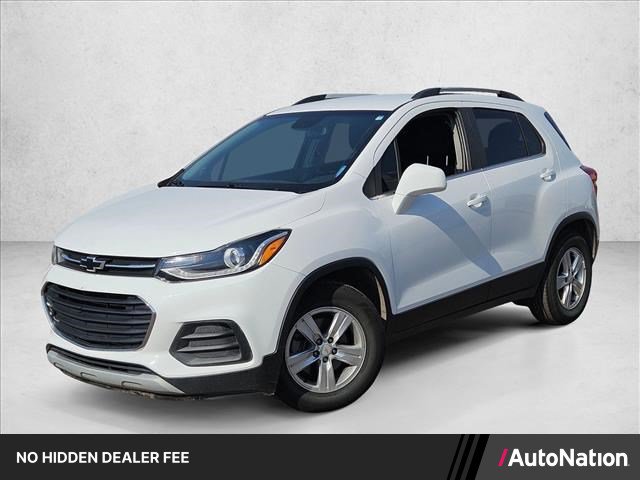 Used 2020 Chevrolet Trax LT w/ LPO, Protection Package FWD image 1