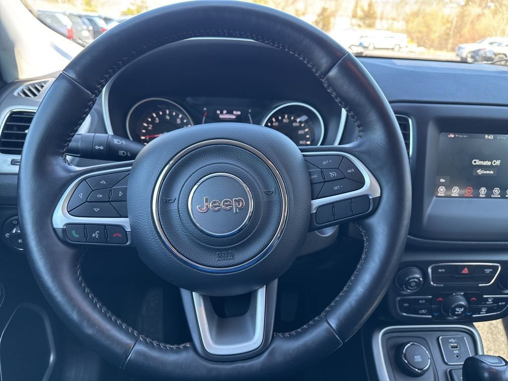 Used 2020 Jeep Compass Latitude w/ Cold Weather Group image 14