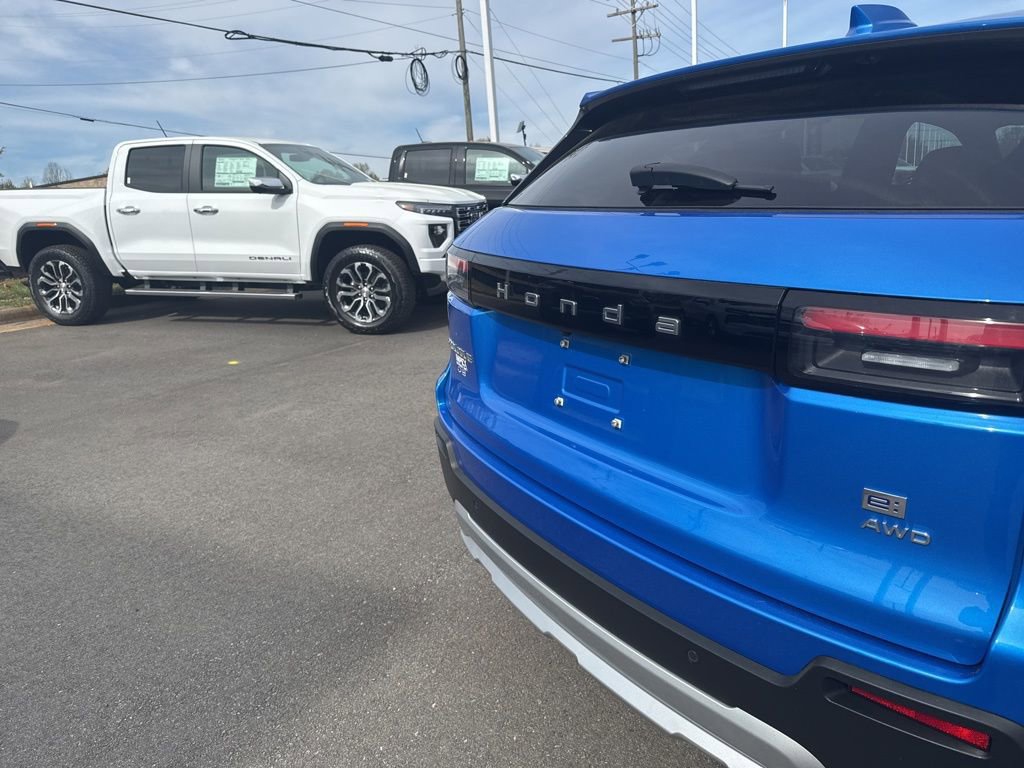 Used 2024 Honda Prologue EX image 32