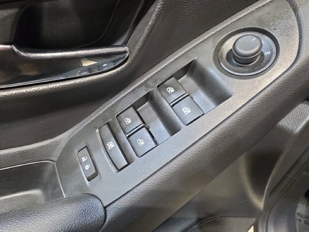 Used 2016 Chevrolet Trax LT w/ LT Convenience Package FWD image 15