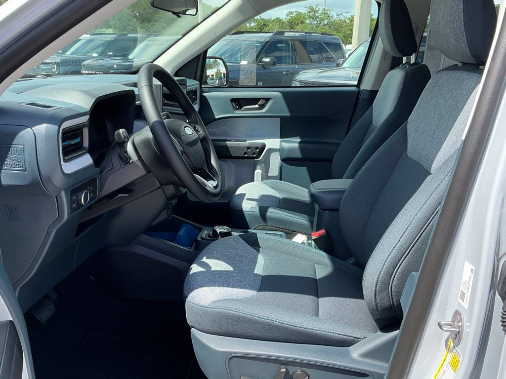 New 2026 Ford Maverick XLT w/ XLT Luxury Package FWD image 31
