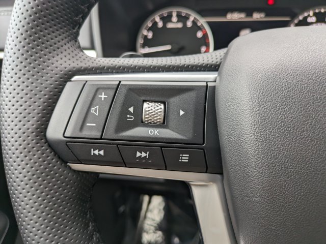New 2026 Mitsubishi Outlander LE FWD image 22