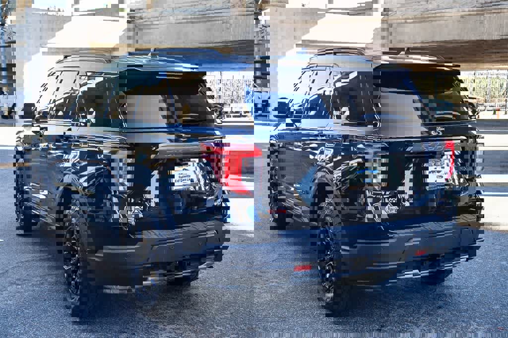 Used 2023 Ford Explorer Timberline w/ Timberline Technology Package image 8