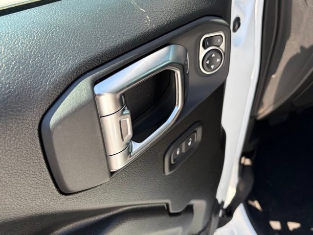 New 2026 Jeep Gladiator Mojave w/ Safety Group AWD/4WD image 13