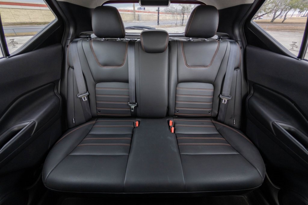 Used 2020 Nissan Kicks SR w/ SR Premium Package image 16