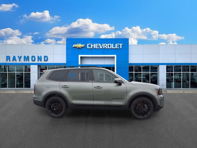 Used 2025 Kia Telluride SX X-Line AWD/4WD image 2