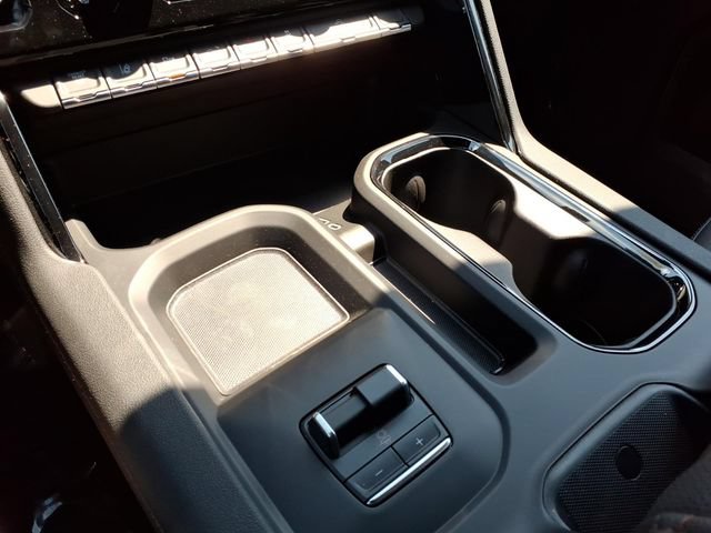 New 2026 GMC Sierra 2500 AT4 w/ Technology Package AWD/4WD image 29
