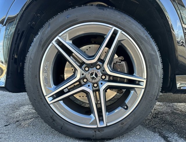 Certified 2024 Mercedes-Benz GLS 450 4MATIC image 11