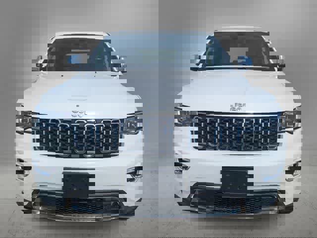 Used 2020 Jeep Grand Cherokee Limited w/ Luxury Group II image 3