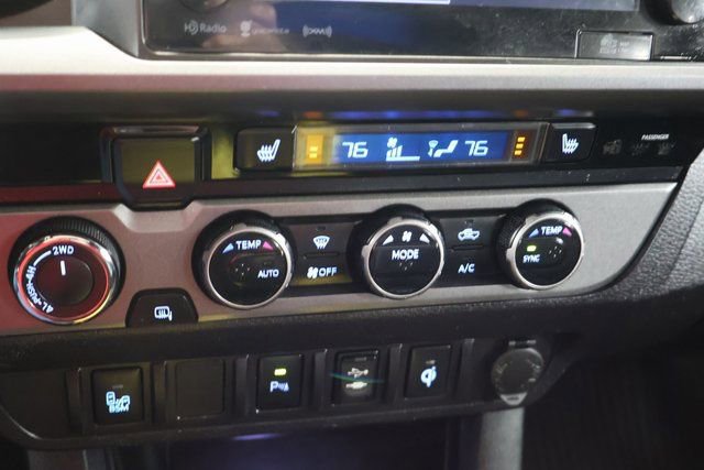 Used 2017 Toyota Tacoma TRD Off-Road w/ Premium & Technology Package image 23