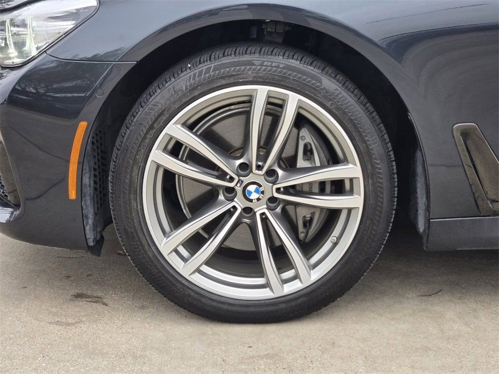 Used 2019 BMW 740i xDrive w/ Executive Package image 17