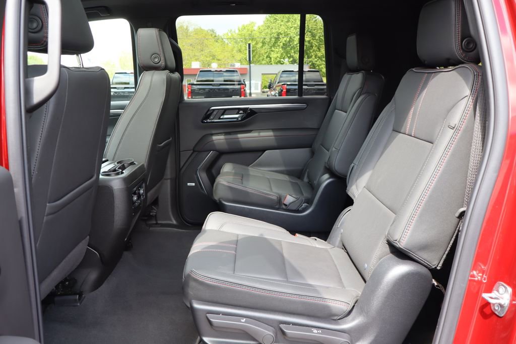 New 2026 Chevrolet Suburban RST AWD/4WD image 26