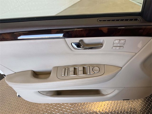 Used 2011 Cadillac DTS Premium w/ Driver Awareness Package image 18