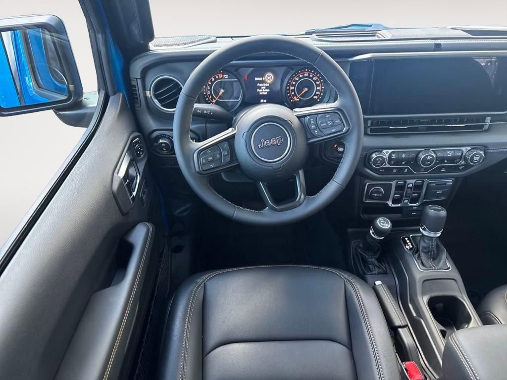 New 2025 Jeep Gladiator Sport image 15