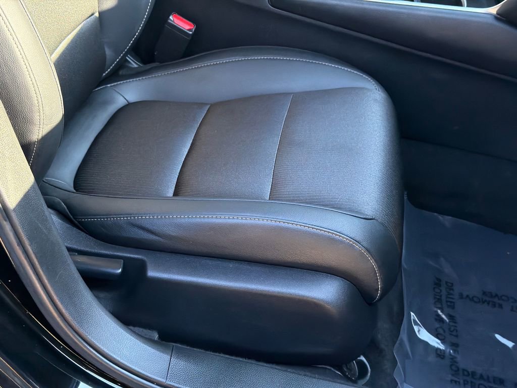 Used 2021 Honda Accord Sport image 9