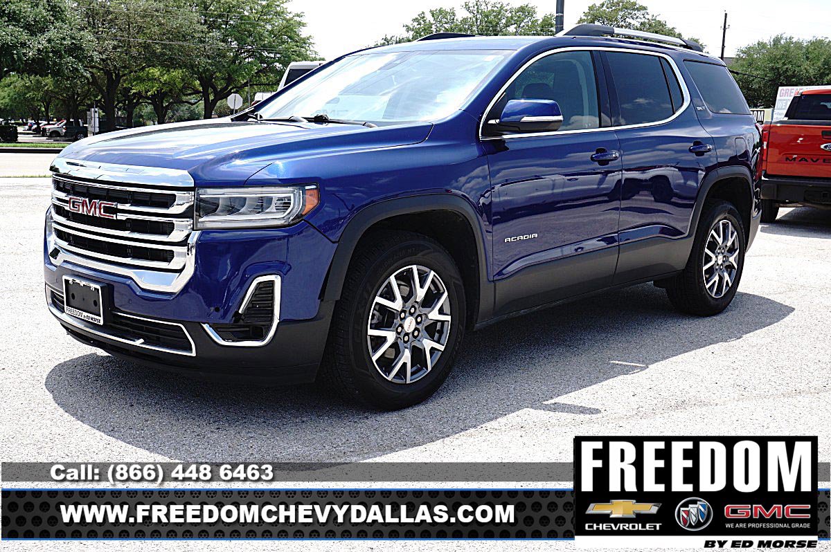 Used 2023 GMC Acadia SLT w/ Preferred Package FWD image 3