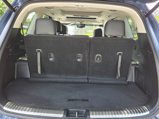 Used 2025 Kia Telluride SX w/ SX Captain's Chair Package FWD image 18
