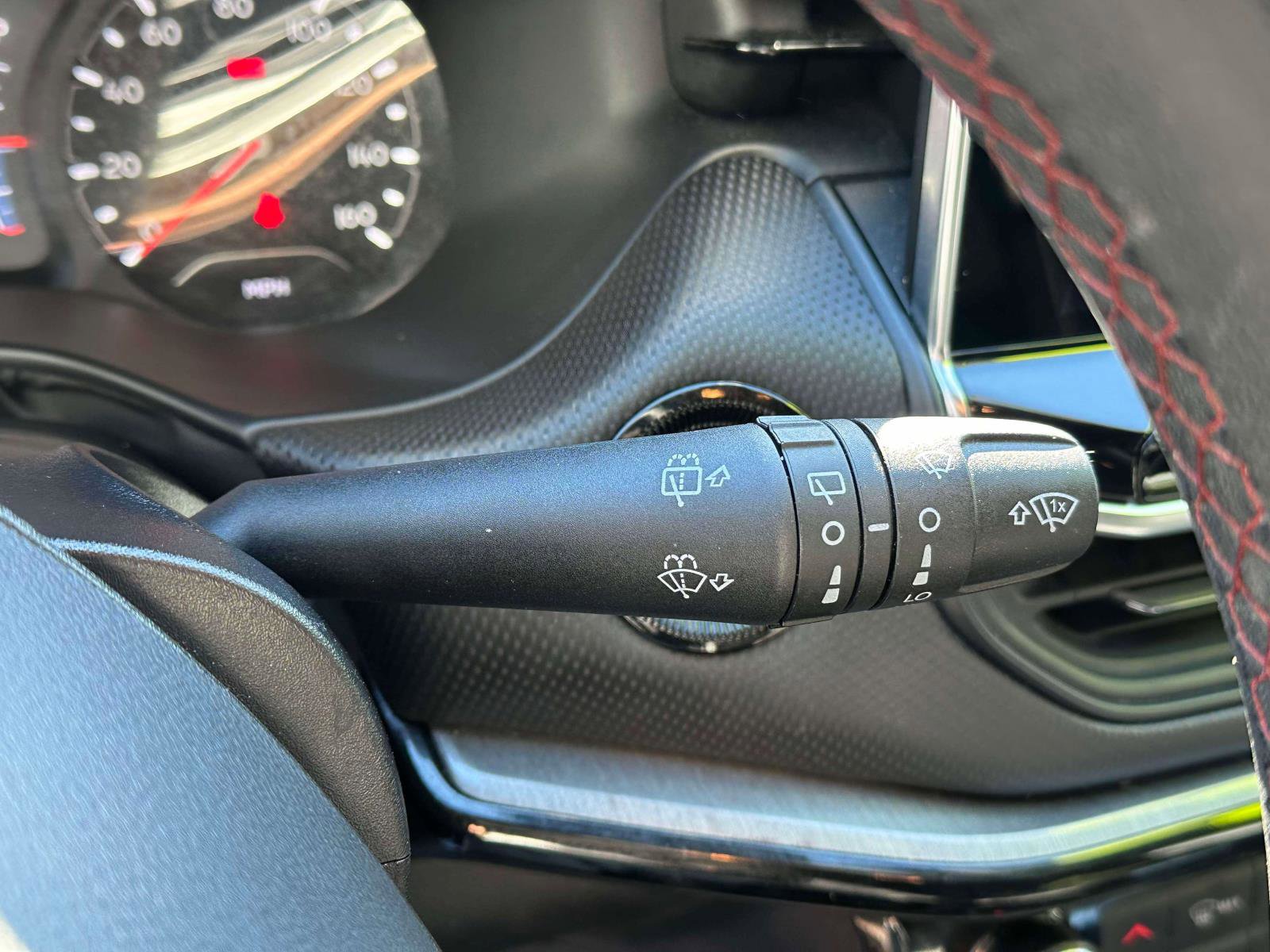 Used 2023 Jeep Compass Trailhawk image 22