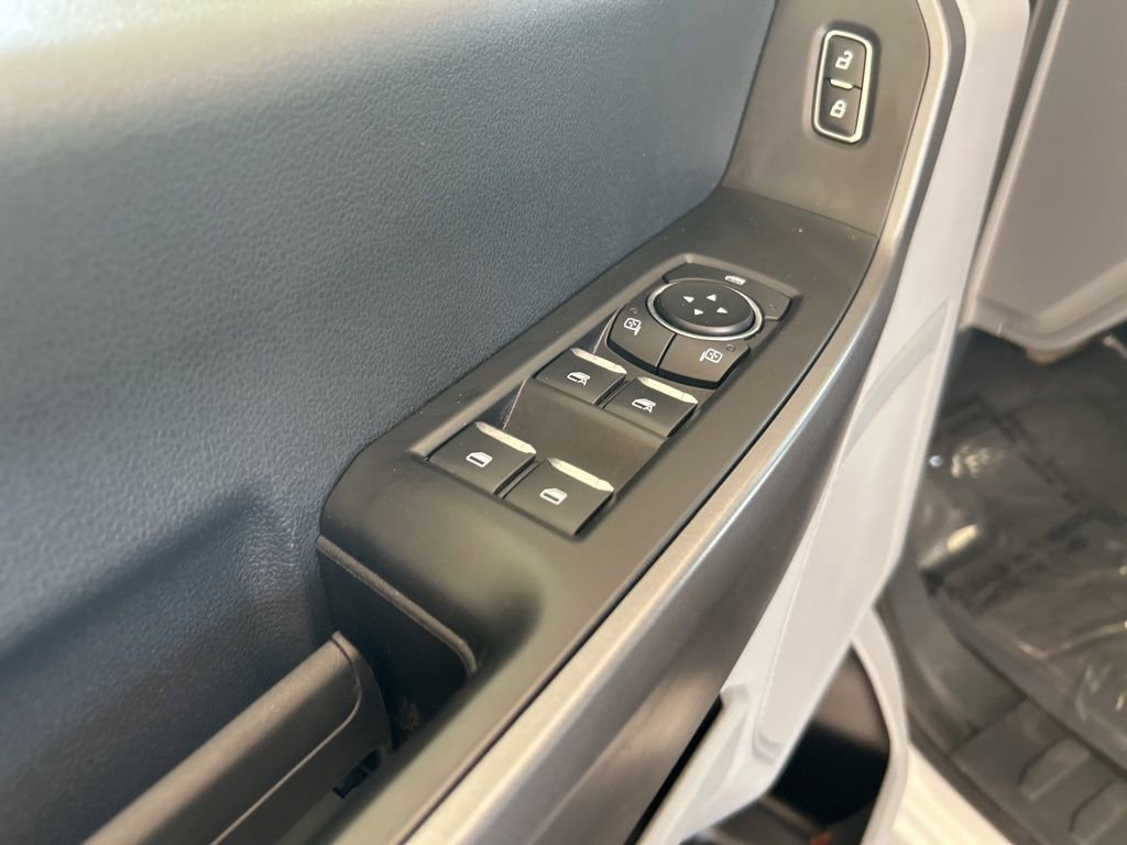 Used 2025 Ford F350 XLT image 38