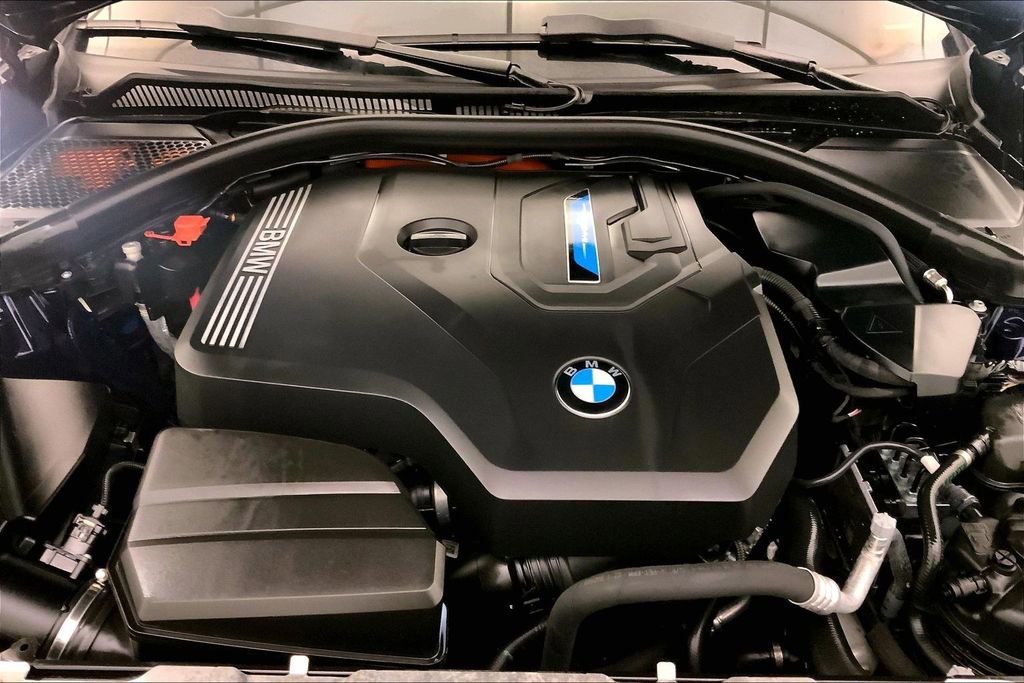 Certified 2023 BMW 330e xDrive w/ M Sport Package AWD/4WD image 9