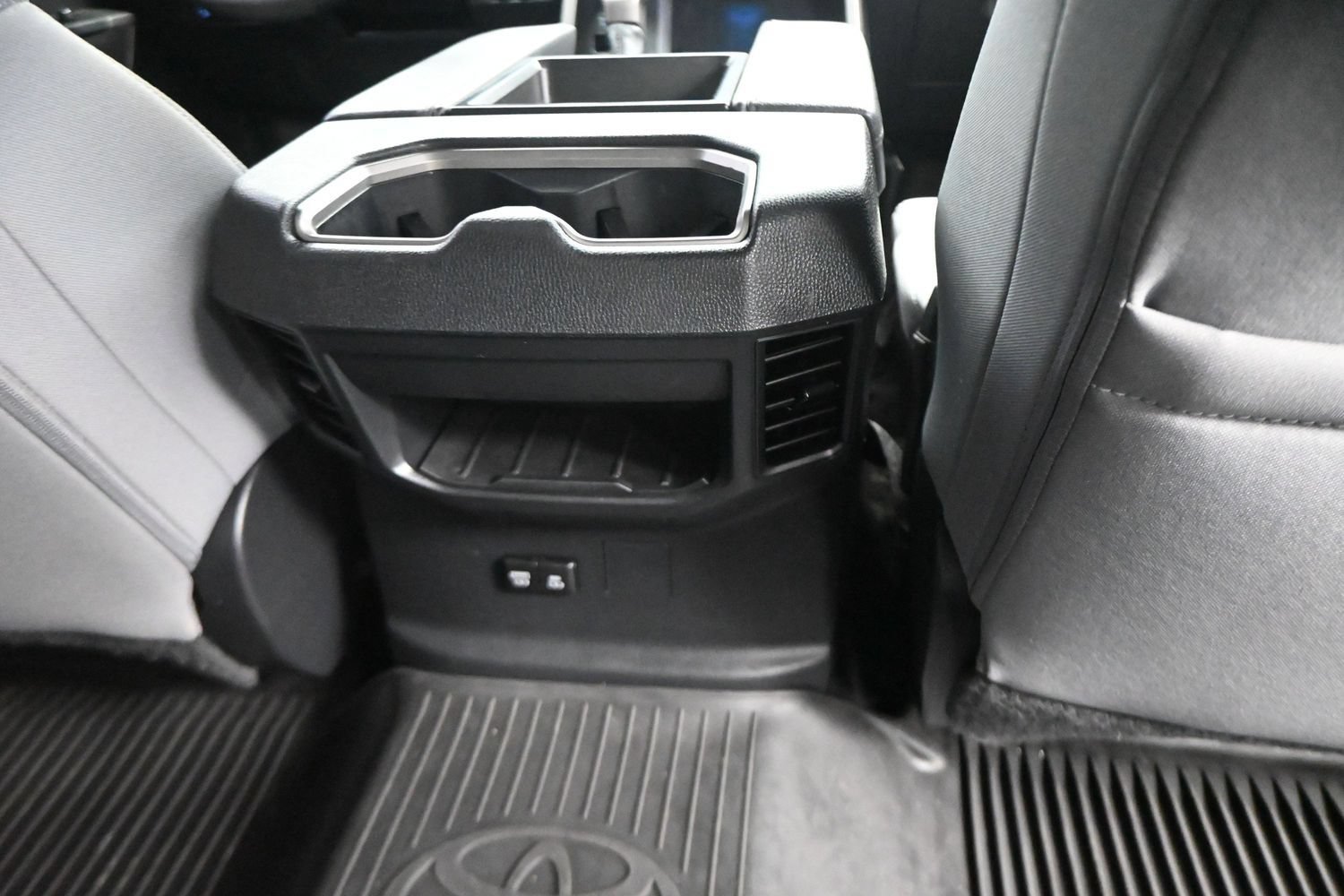 Used 2024 Toyota Tundra SR5 AWD/4WD image 16