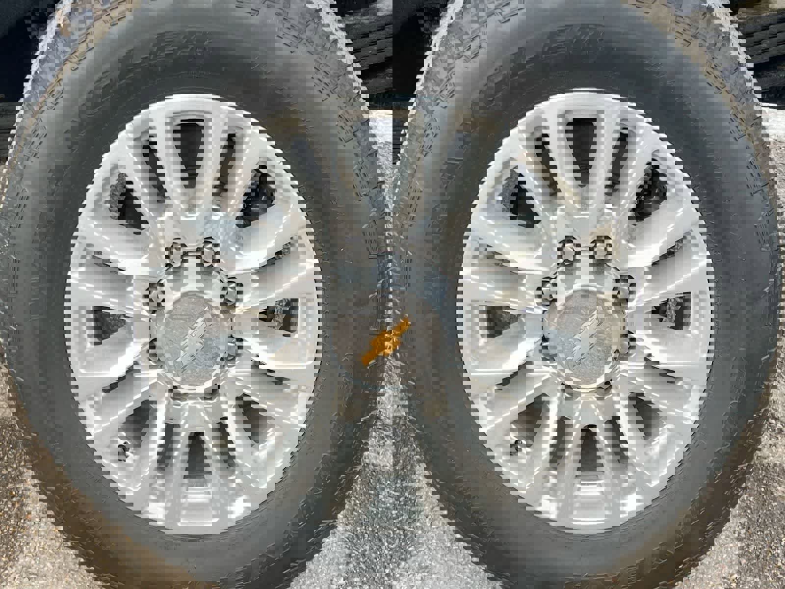 Used 2022 Chevrolet Silverado 2500 High Country w/ Z71 Off-Road Package image 14