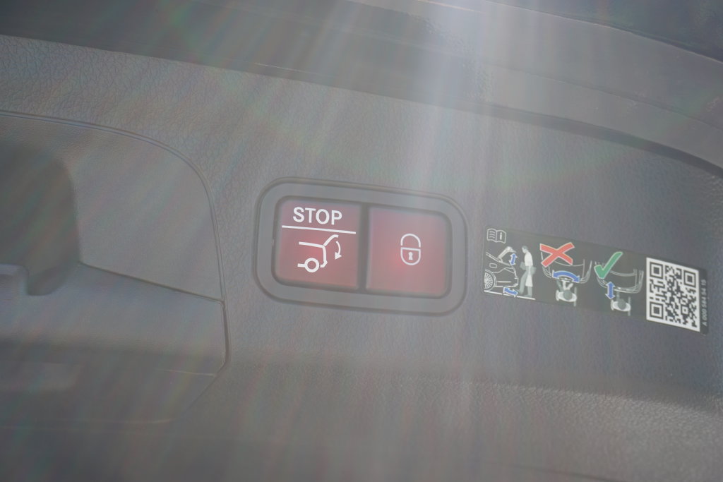 Certified 2026 Mercedes-Benz GLE 350 4MATIC image 36