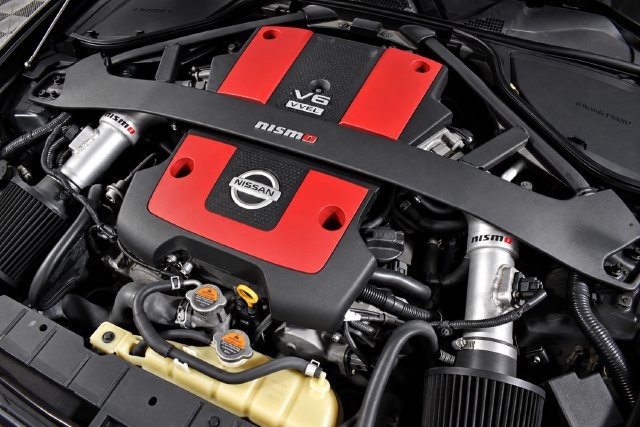 Used 2019 Nissan 370Z NISMO RWD image 39