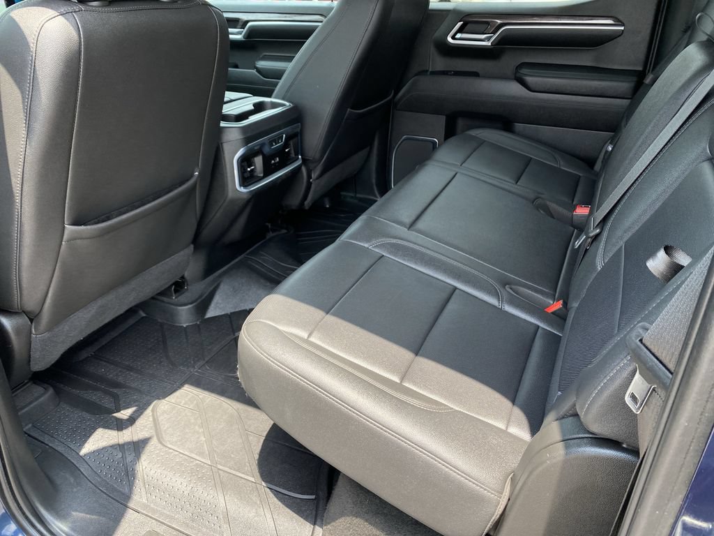 Used 2022 Chevrolet Silverado 1500 LTZ AWD/4WD image 29