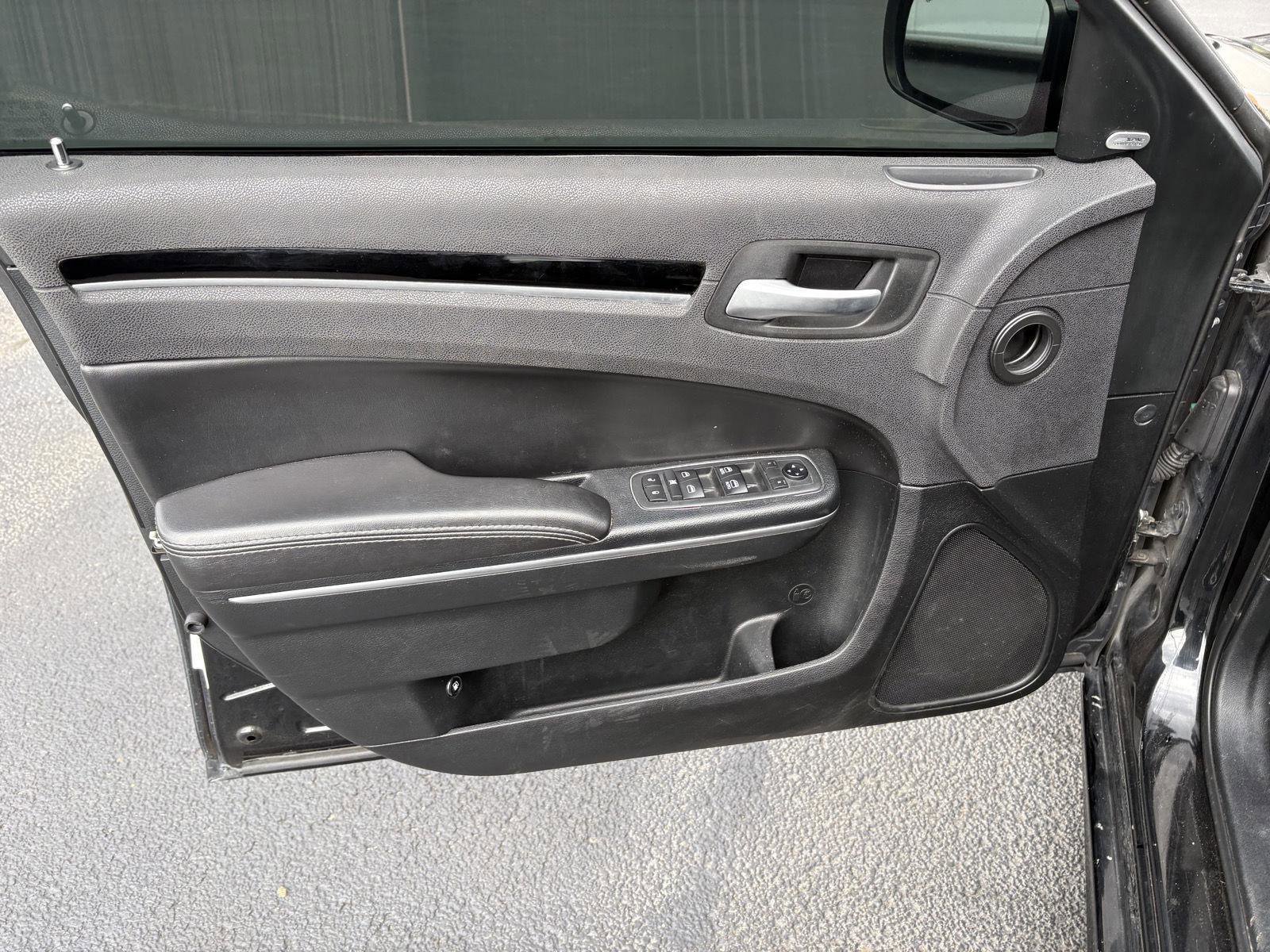 Used 2018 Chrysler 300 S w/ S Model Appearance Package image 3