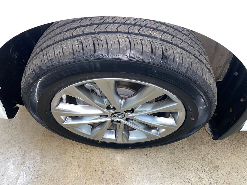 Used 2017 Toyota RAV4 Platinum w/ All Weather Liner Package AWD/4WD image 17