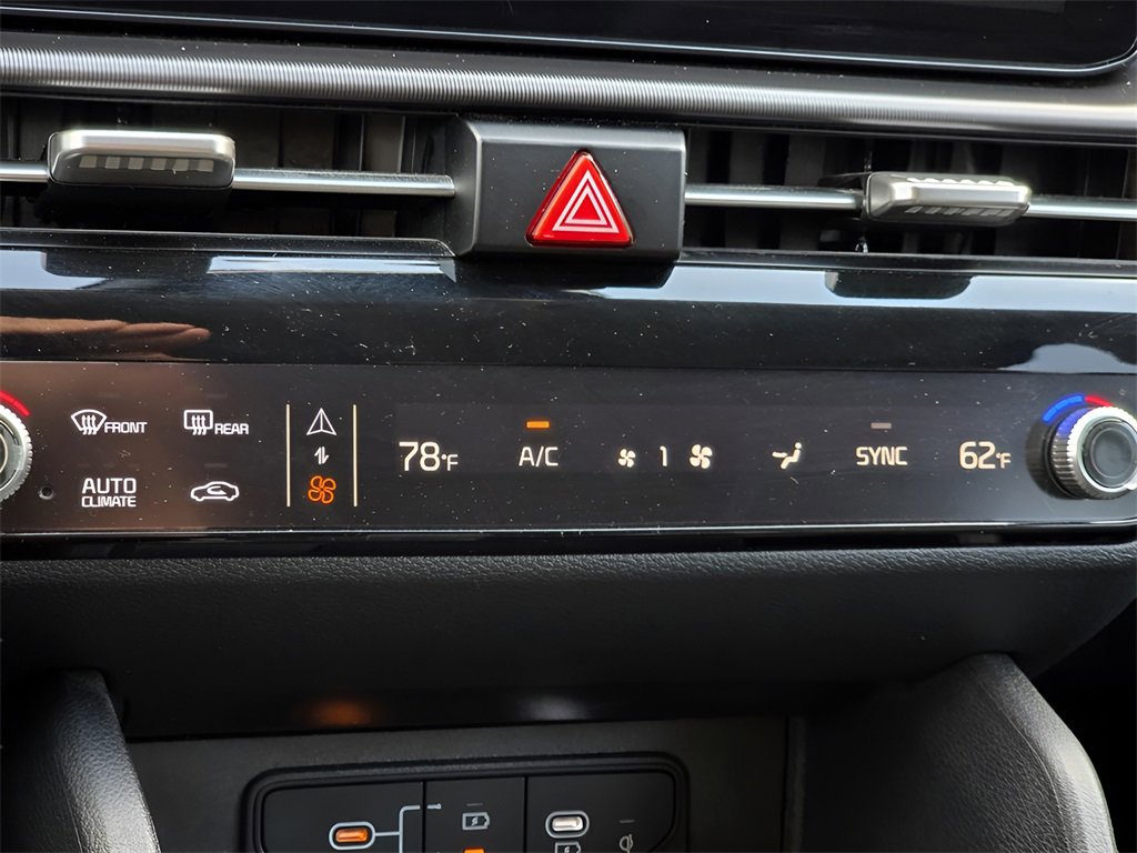 Used 2026 Kia Sportage EX image 33