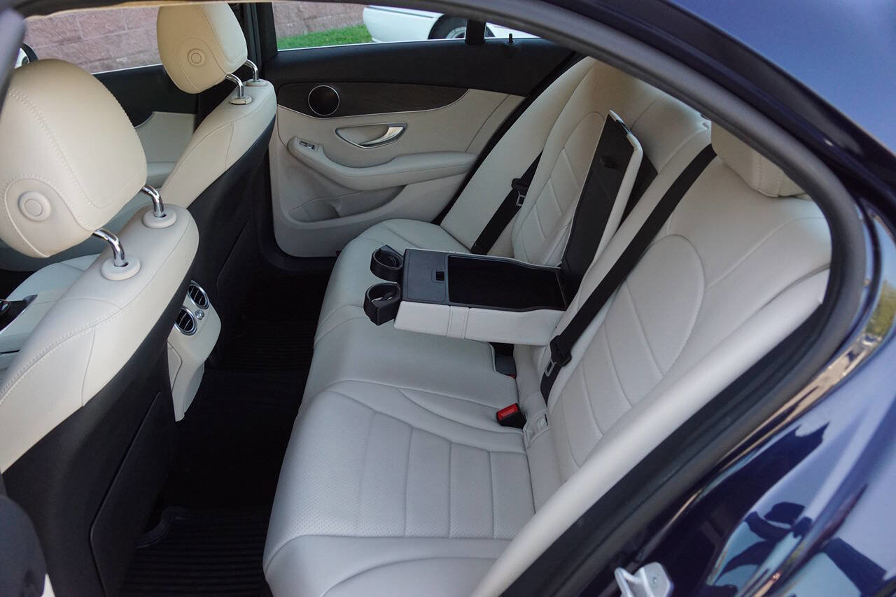 Used 2016 Mercedes-Benz C 300 Sedan image 34