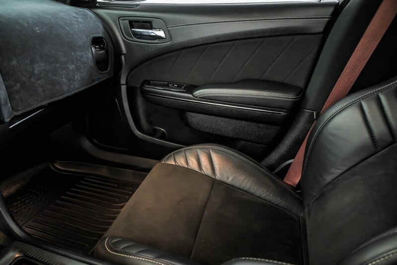 Used 2022 Dodge Charger SRT Hellcat w/ Carbon/Suede Interior Package RWD image 31