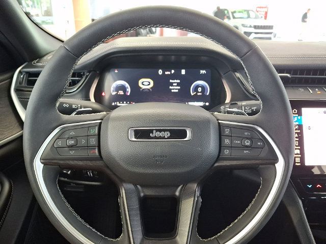 New 2026 Jeep Grand Cherokee Altitude AWD/4WD image 15