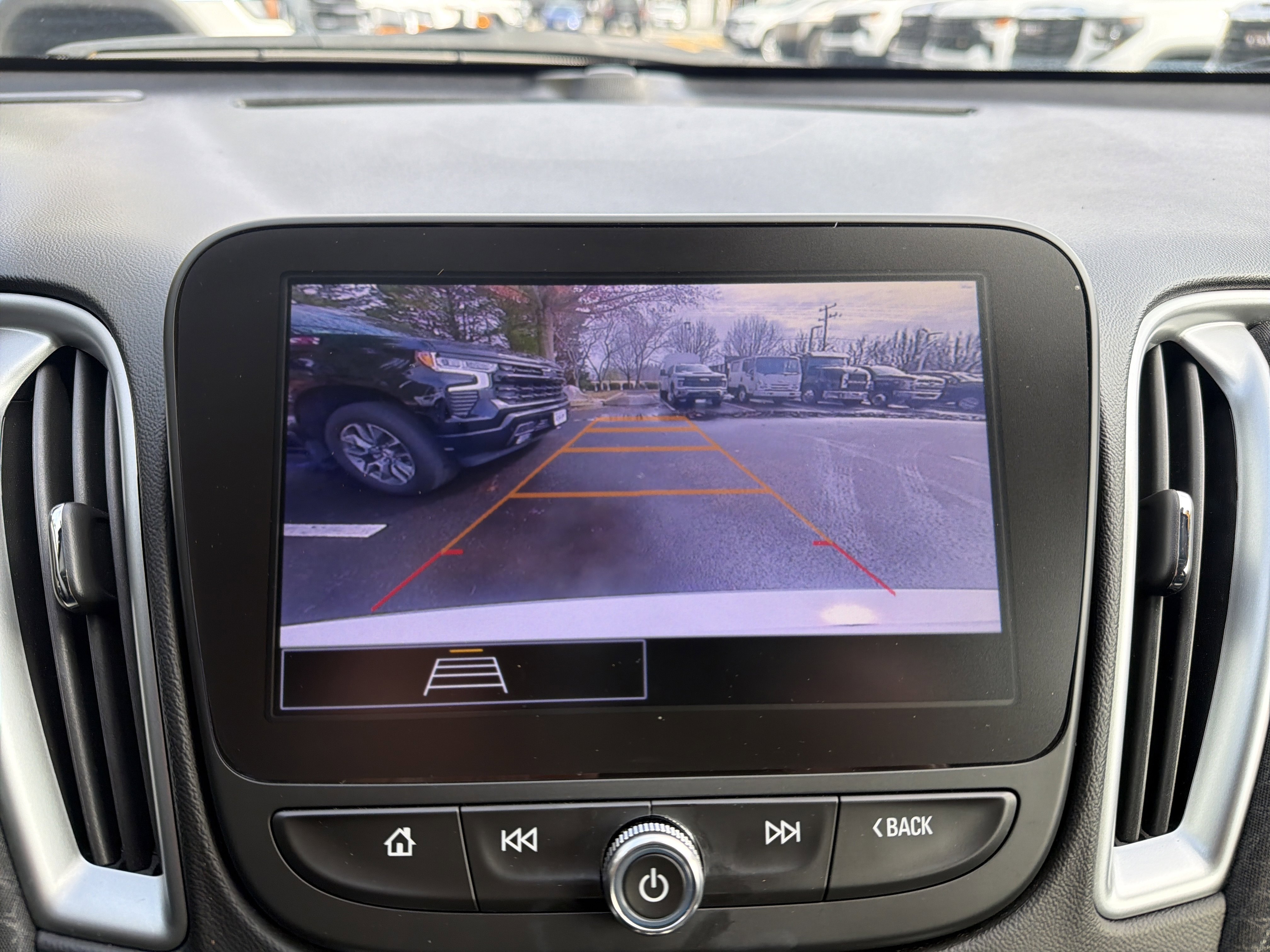 Used 2023 Chevrolet Malibu LT image 24