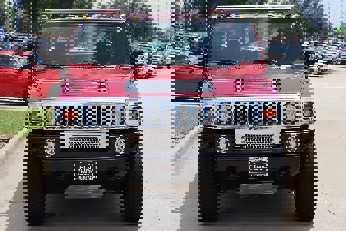 Used 2005 HUMMER H2 SUT w/ Preferred Equipment Group image 4