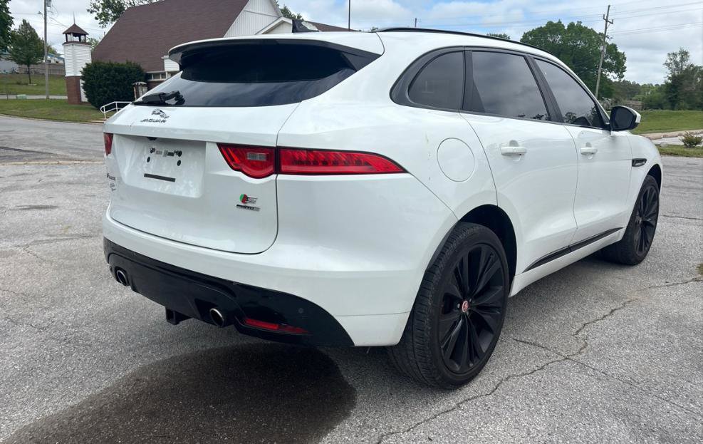 Used 2018 Jaguar F-PACE S AWD/4WD image 2