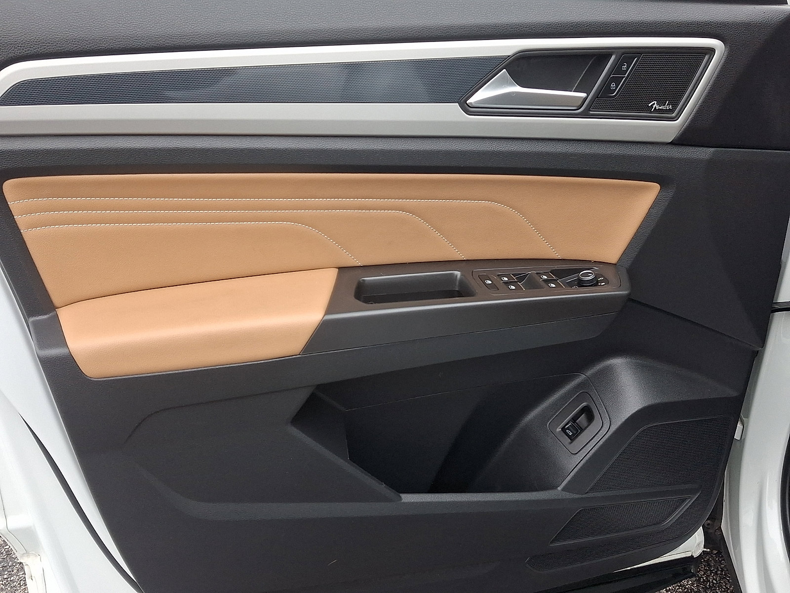 Used 2023 Volkswagen Atlas Cross Sport SEL Premium R-Line image 13