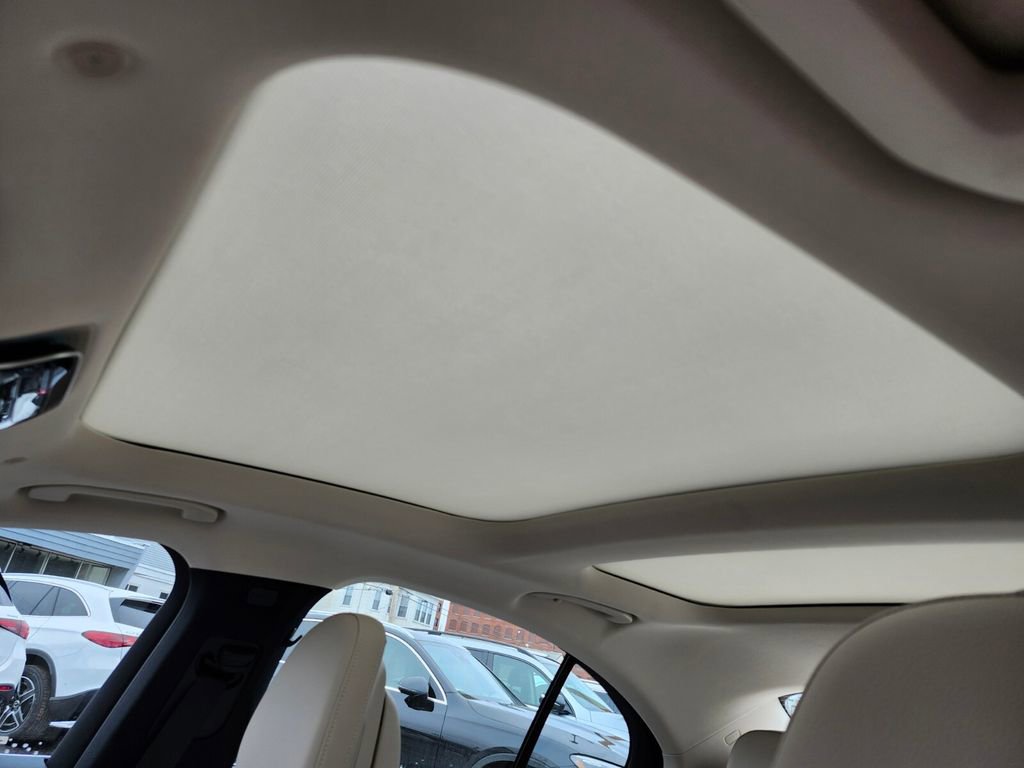 New 2026 Mercedes-Benz E 350 4MATIC Sedan image 21