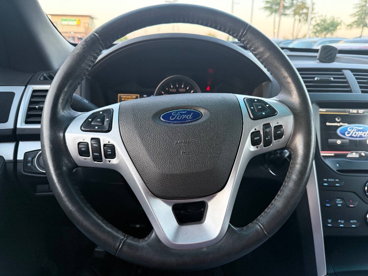 Used 2012 Ford Explorer XLT AWD/4WD image 18