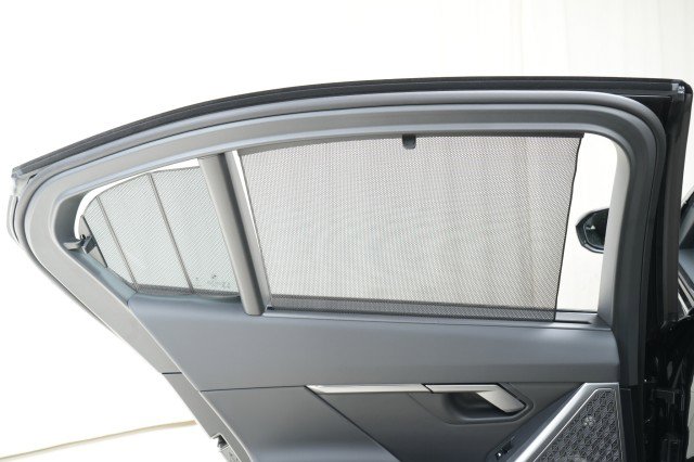 Used 2025 BMW M5 w/ Executive Package image 53